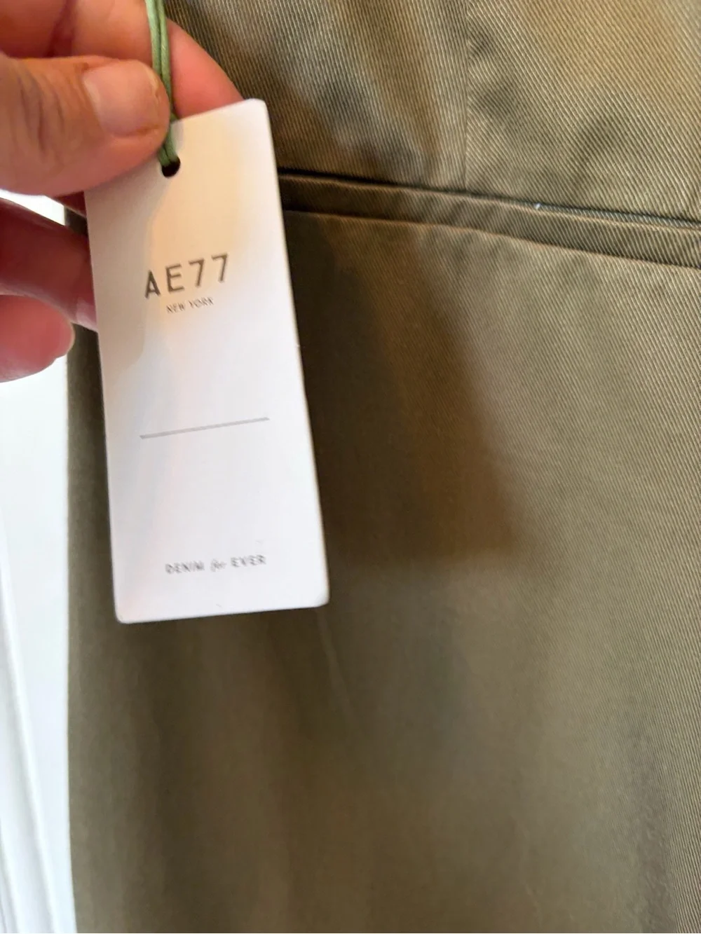 NWT AE77 Premium Pleated Trouser Pant Olive Size 4 Regular - Picture 9 of 16